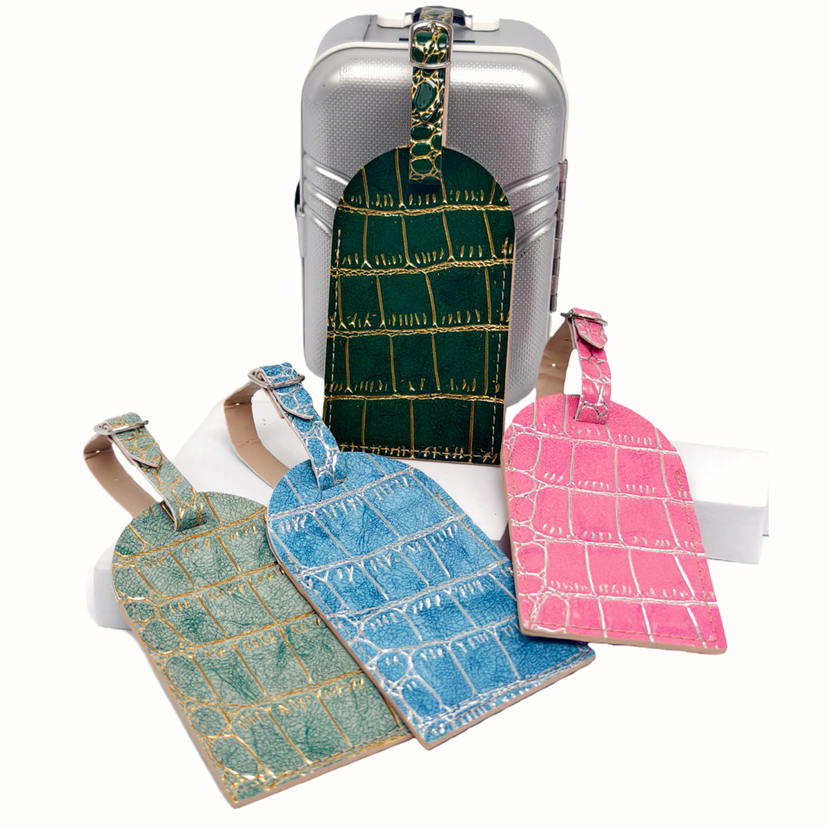 Crocodile Embossed Gold/Silver - Travel Accessories Name ulasan dan harga